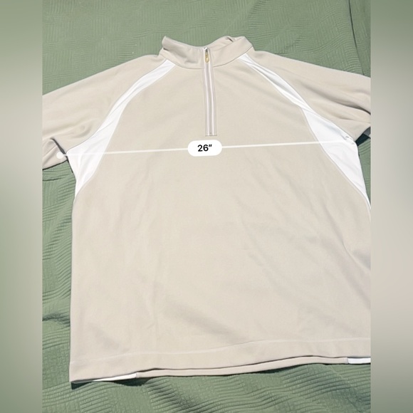 Nike Golf Beige with White accents Long Sleeve 1/4 Zipper Pullover
Size XL - Picture 12 of 13